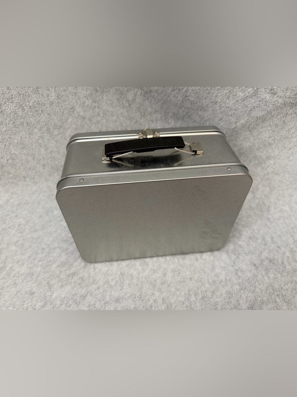 Lunchbox - Picture 3 of 5